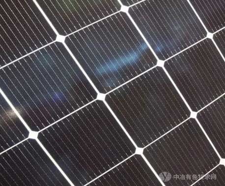 楊上峰團隊：單結鈣鈦礦太陽能電池的光電轉換效率提高至26.1%