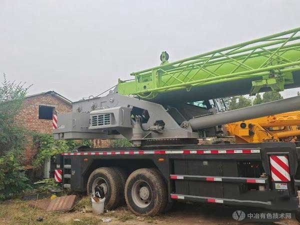 大量求購起重機(jī)吊車